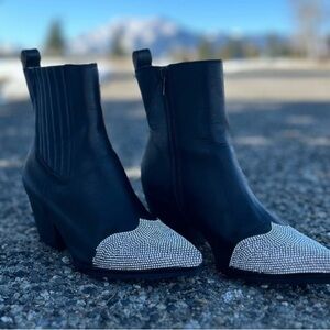 Women Western Style Rhinestone Toe Ankle Heel Boots Very Comfortable * Like New